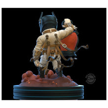 Load image into Gallery viewer, Batman: Last Knight on Earth Q-Fig Elite Batman Figure