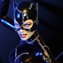 Load image into Gallery viewer, Batman Returns Catwoman Maquette