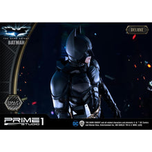 Load image into Gallery viewer, Batman (Deluxe) High Definition Museum Masterline 1/6 Scale Statue from The Dark Knight