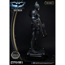 Load image into Gallery viewer, Batman (Deluxe) High Definition Museum Masterline 1/6 Scale Statue from The Dark Knight
