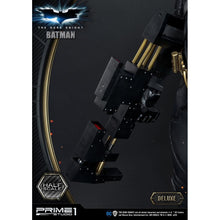 Load image into Gallery viewer, Batman (Deluxe) High Definition Museum Masterline 1/6 Scale Statue from The Dark Knight
