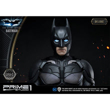 Load image into Gallery viewer, Batman (Deluxe) High Definition Museum Masterline 1/6 Scale Statue from The Dark Knight
