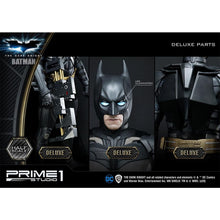 Load image into Gallery viewer, Batman (Deluxe) High Definition Museum Masterline 1/6 Scale Statue from The Dark Knight
