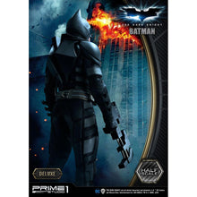 Load image into Gallery viewer, Batman (Deluxe) High Definition Museum Masterline 1/6 Scale Statue from The Dark Knight
