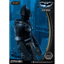 Load image into Gallery viewer, Batman (Deluxe) High Definition Museum Masterline 1/6 Scale Statue from The Dark Knight
