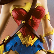 Load image into Gallery viewer, Wonder Woman Movie Wonder Woman Collectible Vinyl Figure
