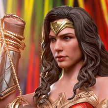 Load image into Gallery viewer, Wonder Woman 1/6 Scale Figure from Wonder Woman 1984
